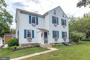 343 E Dark Hollow Rd, Pipersville, PA 18947 - Photo 2