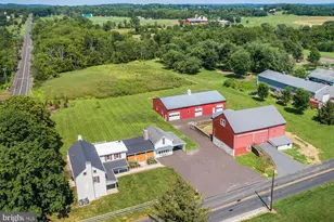 105 Barry Rd, Chalfont, PA 18914 - Photo 2