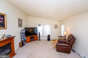 69 Maple Leaf Dr, Sellersville, PA 18960 - Photo 22