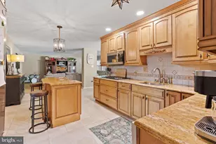 432 Schindler Dr, Yardley, PA 19067 - Photo 8