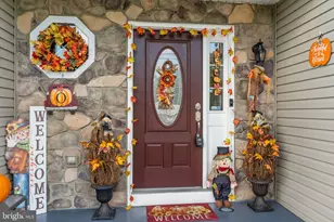 1977 4th St, Langhorne, PA 19047 - Photo 4