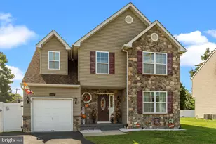 1977 4th St, Langhorne, PA 19047 - Photo 2