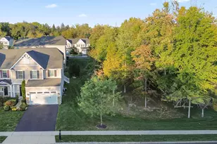 2405 Cindy Ln, Warrington, PA 18976 - Photo 4