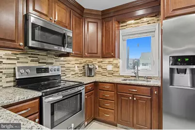 9 Newberry Lane, Levittown, PA 19054 - Photo 6