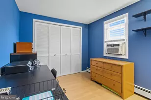 9 Newberry Ln, Levittown, PA 19054 - Photo 20