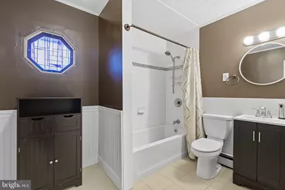 9 Newberry Lane, Levittown, PA 19054 - Photo 14