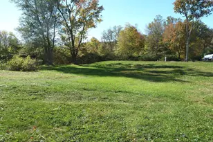 2744 Bedminster Rd, Perkasie, PA 18944 - Photo 2