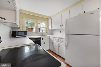 409 N Pine Street, Langhorne, PA 19047 - Photo 12