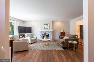 261 Fairhill Dr, Southampton, PA 18966 - Photo 10