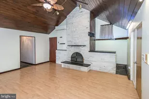 29 Vividleaf Ln, Levittown, PA 19054 - Photo 14
