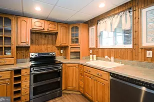 145 Beechwood Ave, Langhorne, PA 19047 - Photo 18