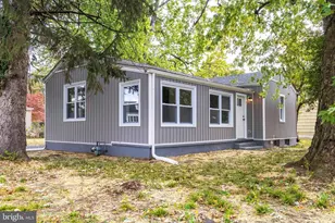 1236 S Pennsylvania Ave, Morrisville, PA 19067 - Photo 1