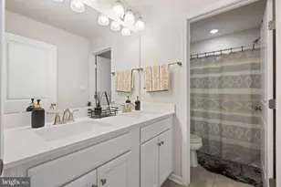 48 Fonthill Ct, Quakertown, PA 18951 - Photo 22