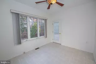 625 N Settlers Cir, Warrington, PA 18976 - Photo 32