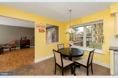 180 Independence Drive, Holland, PA 18966 - Photo 18