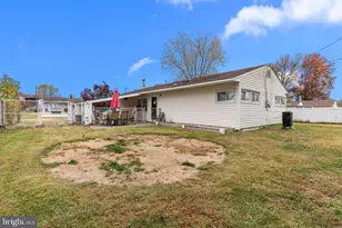 14 Dewberry Ln, Levittown, PA 19055 - Photo 26