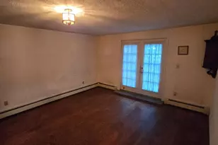 6 Township Line Rd, Line Lexington, PA 18932 - Photo 14