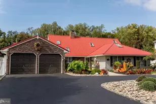 24 Rose Apple Rd, Levittown, PA 19056 - Photo 1