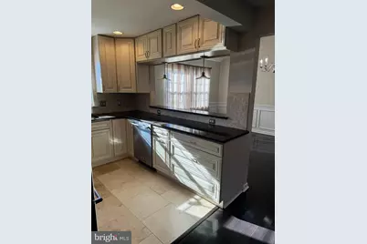 24 Robin Hill Lane, Levittown, PA 19055 - Photo 14