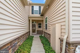 1125 Arbour Ln, Quakertown, PA 18951 - Photo 2