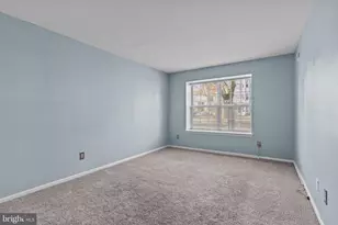 105 Hopkins Ct, Holland, PA 18966 - Photo 16