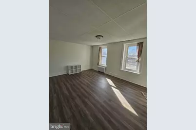 501 W Callowhill Street #5, Perkasie, PA 18944 - Photo 2