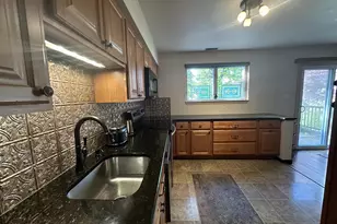 653 Avenue A, Feasterville-Trevose, PA 19053 - Photo 18