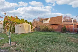 47 Plumbridge Dr, Levittown, PA 19056 - Photo 20