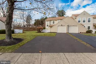 1811 Hennessy Dr, Southampton, PA 18966 - Photo 4