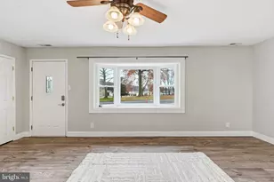 831 Trenton Rd, Fairless Hills, PA 19030 - Photo 12