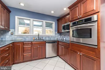 29 Hope Road, Levittown, PA 19056 - Photo 12