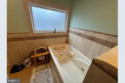 46 Hydrangea Road, Levittown, PA 19056 - Photo 14