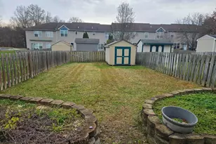 1221 Garden Ct, Quakertown, PA 18951 - Photo 4