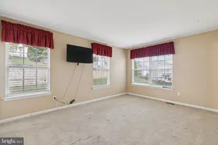 5437 Rinker Cir, Doylestown, PA 18902 - Photo 10