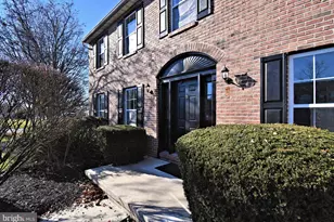 110 Greenfield Ln, Warrington, PA 18976 - Photo 4