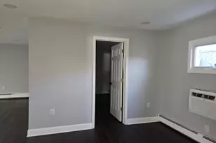 414 Delaware Ave, Croydon, PA 19021 - Photo 4