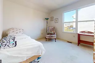 1033 Glen Manor Dr, Quakertown, PA 18951 - Photo 32