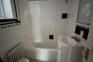 115 Mulberry St, Bristol, PA 19007 - Photo 14