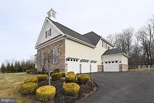 19 Goldney Dr, Newtown, PA 18940 - Photo 4
