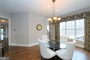 19 Goldney Dr, Newtown, PA 18940 - Photo 22