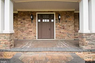 19 Goldney Dr, Newtown, PA 18940 - Photo 8