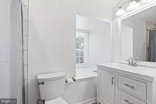 2623 E Ave, Levittown, PA 19056 - Photo 30