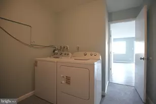 102 Chesapeake Dr, Newtown, PA 18940 - Photo 32