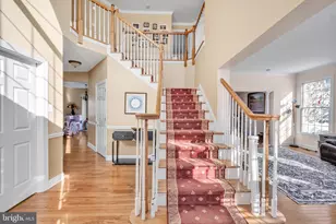 4 Dorchester Ln, Newtown, PA 18940 - Photo 2