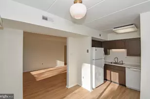 61 Aspen Way, Doylestown, PA 18901 - Photo 8