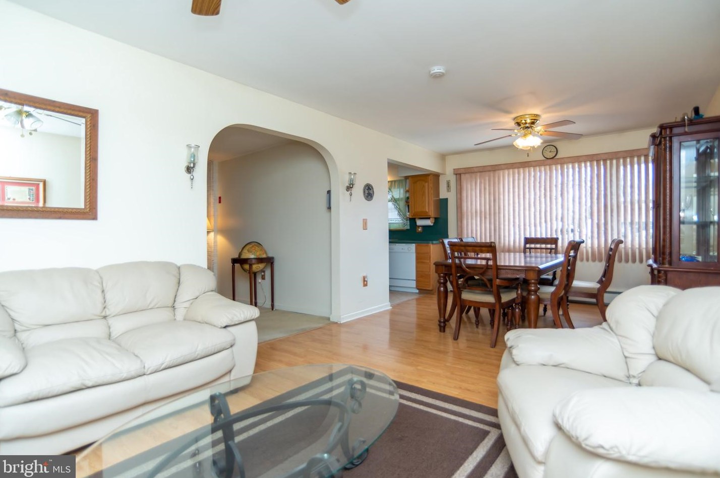 83 Everturn Ln, Levittown, PA 19054-2723