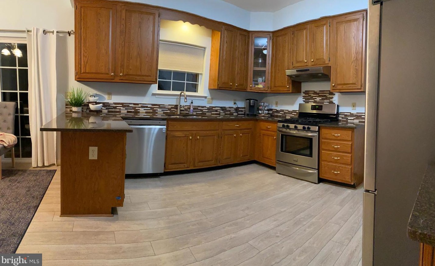 105 Aspen Dr, Sellersville PA  18960-1659 exterior