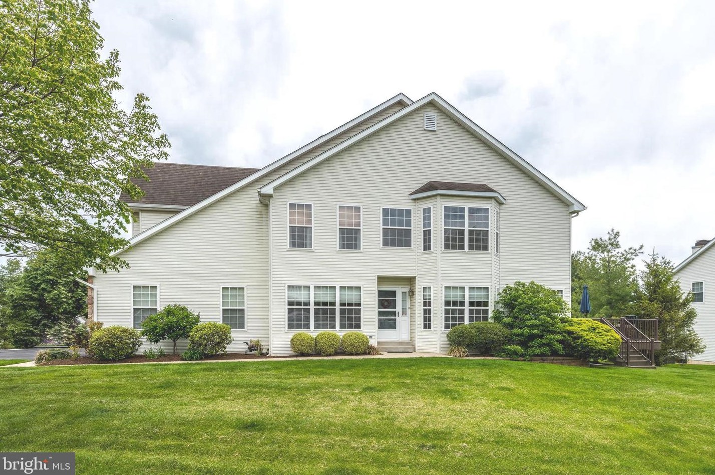 801 Sherrick Ct, Chalfont, PA 18914-3757