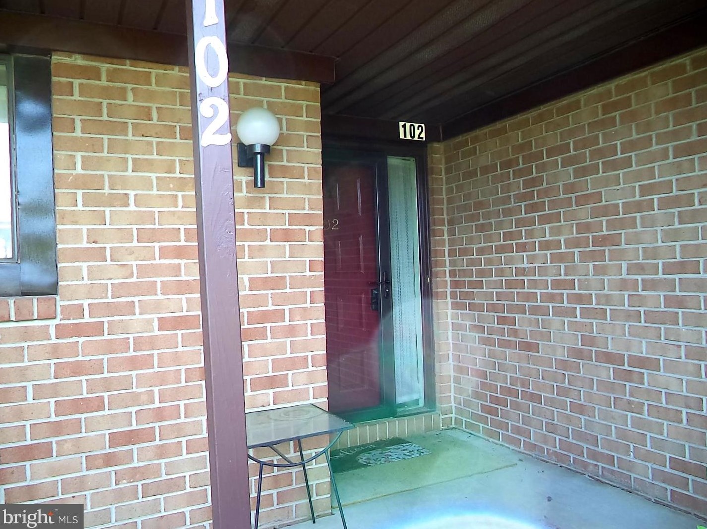 102 Palace Ct, Chalfont, PA 18914-2213