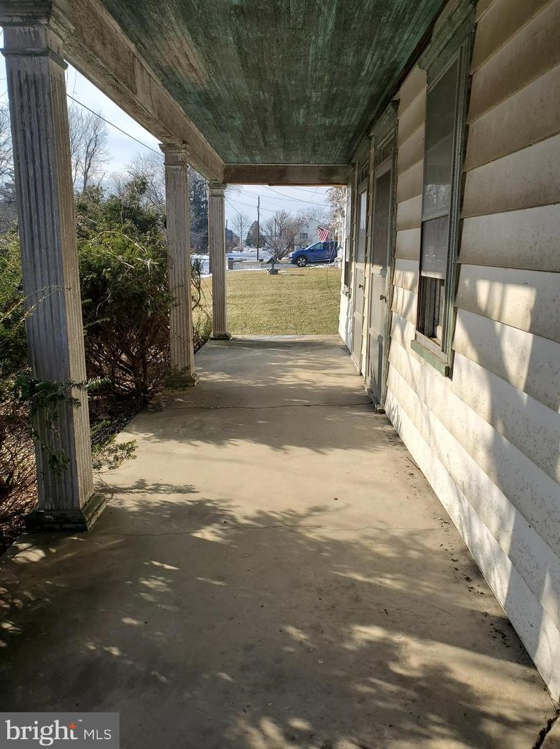 1548 W Trindle Rd, Carlisle, PA 17015